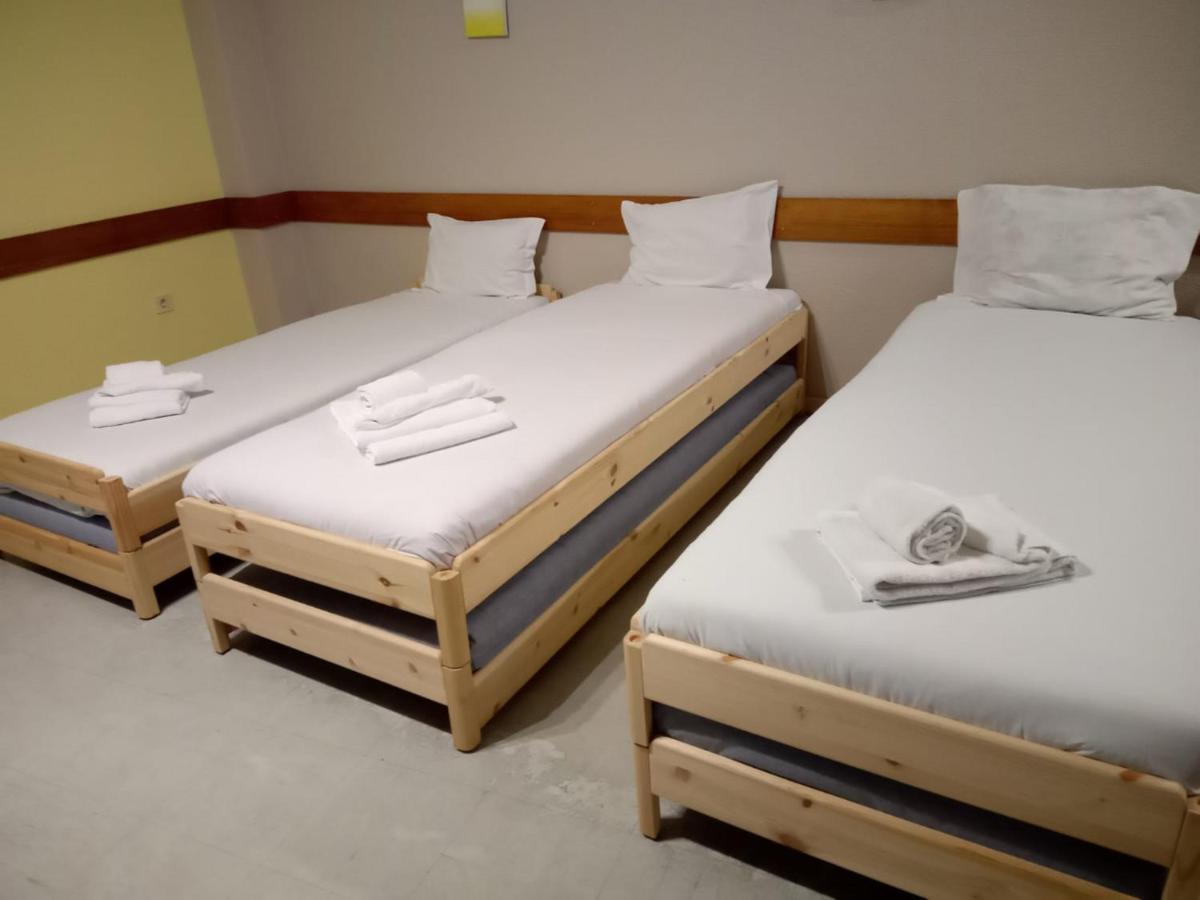 City Drops Hostel Batalhaprivate Room Porto Exterior photo