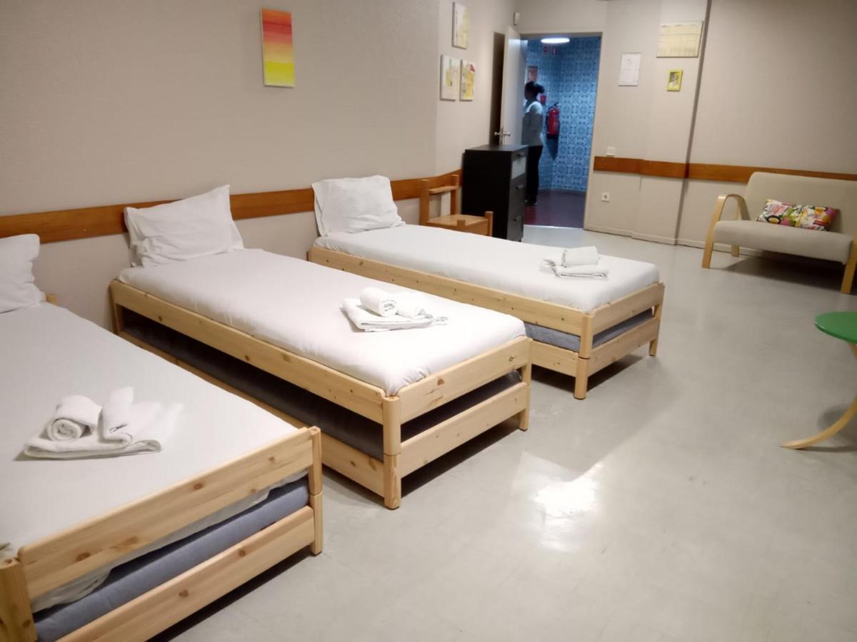 City Drops Hostel Batalhaprivate Room Porto Exterior photo